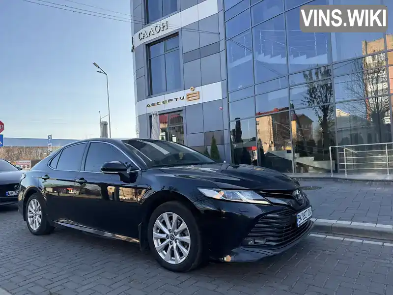 Седан Toyota Camry 2019 2.49 л. Автомат обл. Ровенская, Ровно - Фото 1/18