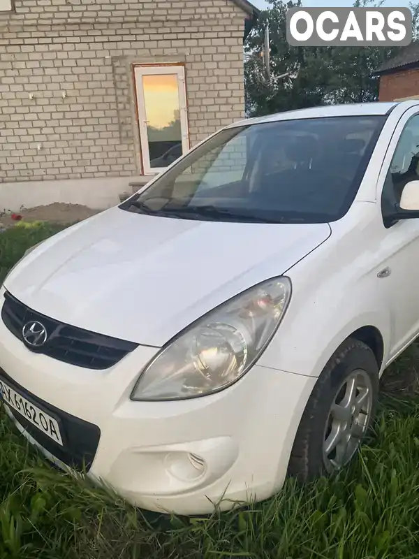 Хетчбек Hyundai i20 2010 1.25 л. Ручна / Механіка обл. Харківська, Зміїв - Фото 1/15