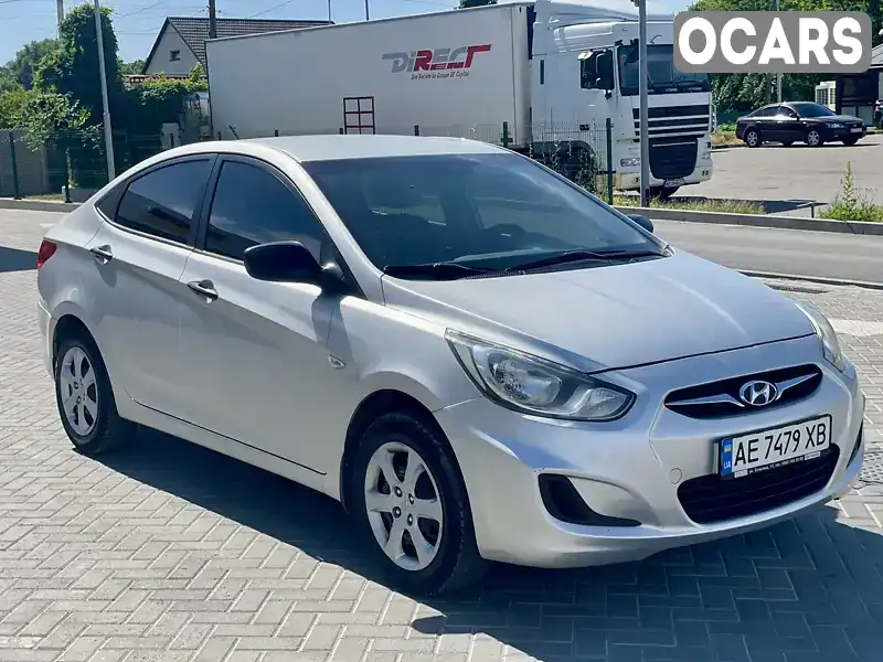 Z94CT41CABR046407 Hyundai Accent 2011 Седан 1.4 л. Фото 2