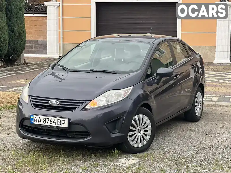 Седан Ford Fiesta 2012 1.6 л. Автомат обл. Київська, Київ - Фото 1/9