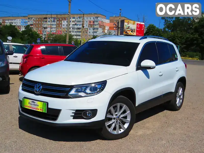 WVGZZZ5NZFW605577 Volkswagen Tiguan 2015 Позашляховик / Кросовер 1.97 л. Фото 1