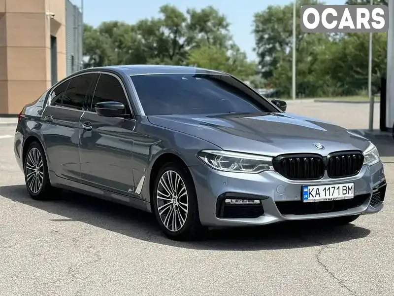 WBAJA9C54JB250597 BMW 5 Series 2018 Седан 2 л. Фото 1