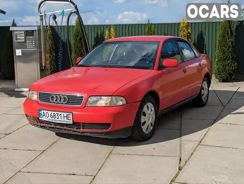 Седан Audi A4 1995 1.6 л. Ручна / Механіка обл. Закарпатська, Хуст - Фото 1/21