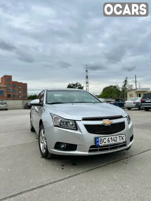 Седан Chevrolet Cruze 2012 1.8 л. обл. Львівська, Львів - Фото 1/21