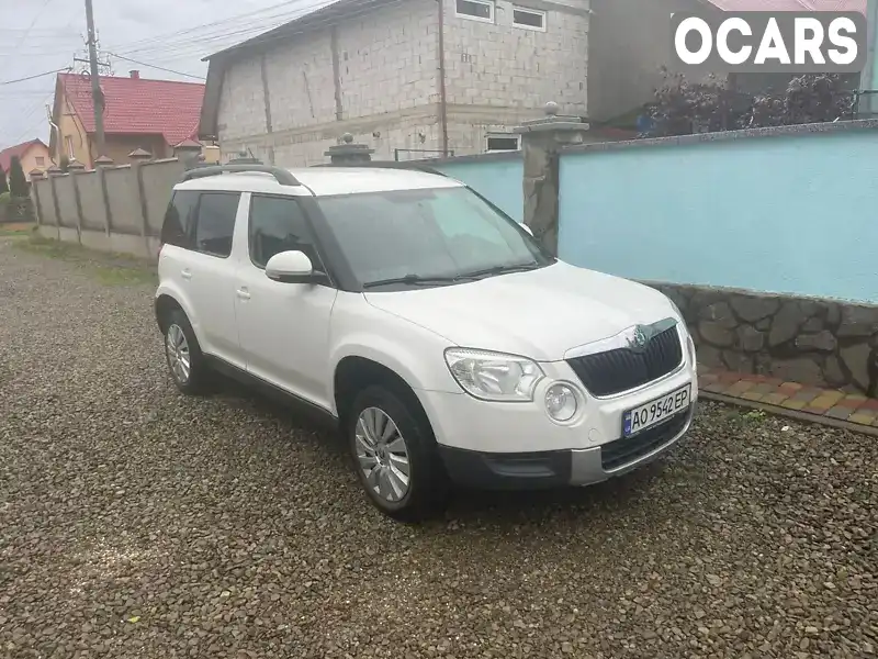 Позашляховик / Кросовер Skoda Yeti 2011 1.97 л. Ручна / Механіка обл. Закарпатська, Тячів - Фото 1/13