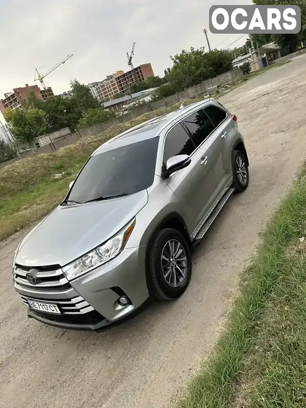 Позашляховик / Кросовер Toyota Highlander 2017 3.46 л. Автомат обл. Миколаївська, Миколаїв - Фото 1/19