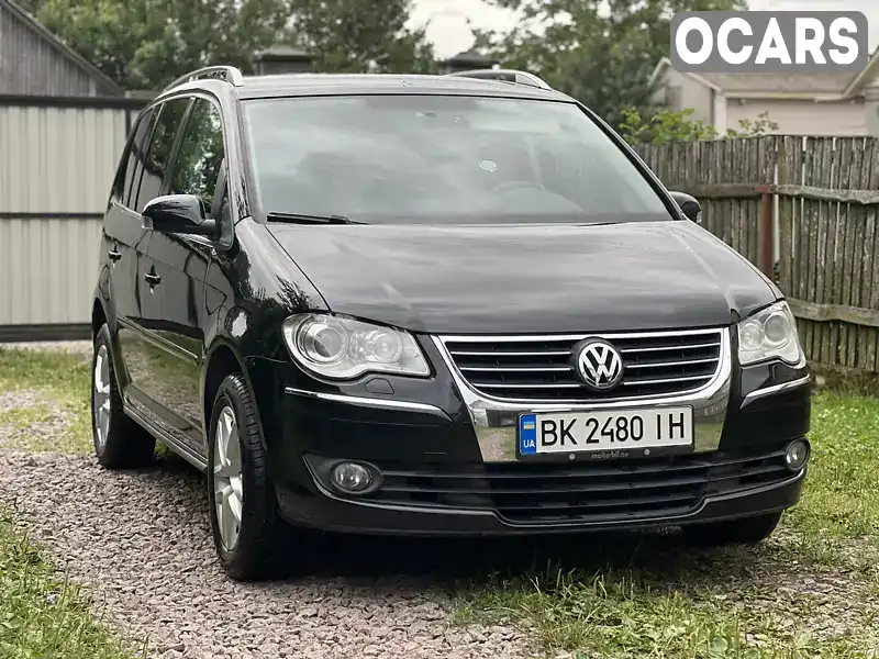 Мінівен Volkswagen Touran 2008 1.9 л. Автомат обл. Рівненська, Березне - Фото 1/21