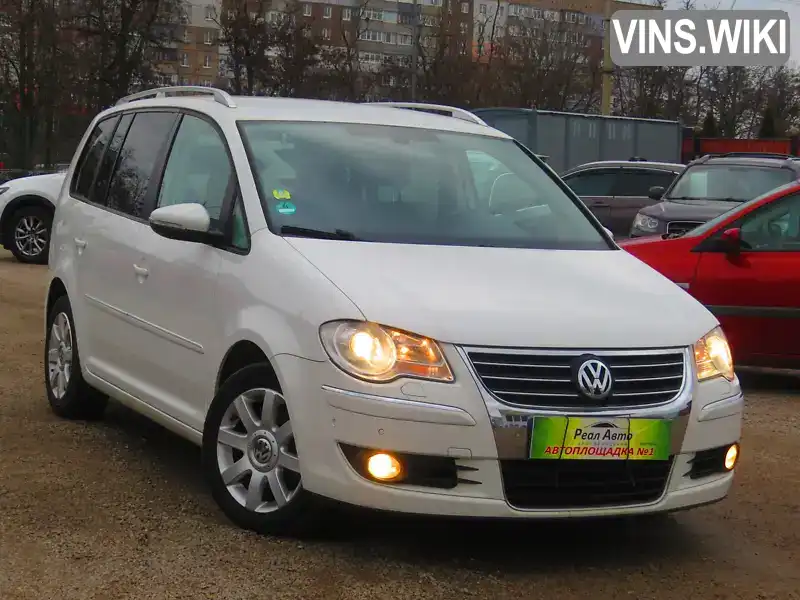 Мінівен Volkswagen Touran 2010 1.4 л. Ручна / Механіка обл. Кіровоградська, Кропивницький (Кіровоград) - Фото 1/21