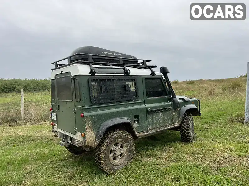 Позашляховик / Кросовер Land Rover Defender 1999 2.5 л. Ручна / Механіка обл. Закарпатська, Мукачево - Фото 1/14