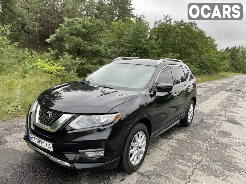 Позашляховик / Кросовер Nissan Rogue 2017 2.49 л. Автомат обл. Рівненська, Острог - Фото 1/21