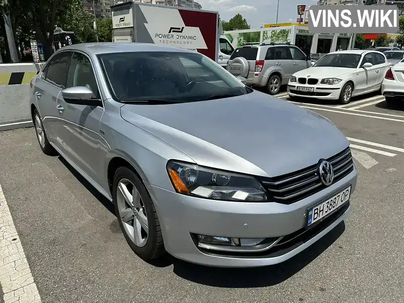 Седан Volkswagen Passat 2015 1.8 л. Автомат обл. Одеська, Подільськ (Котовськ) - Фото 1/21