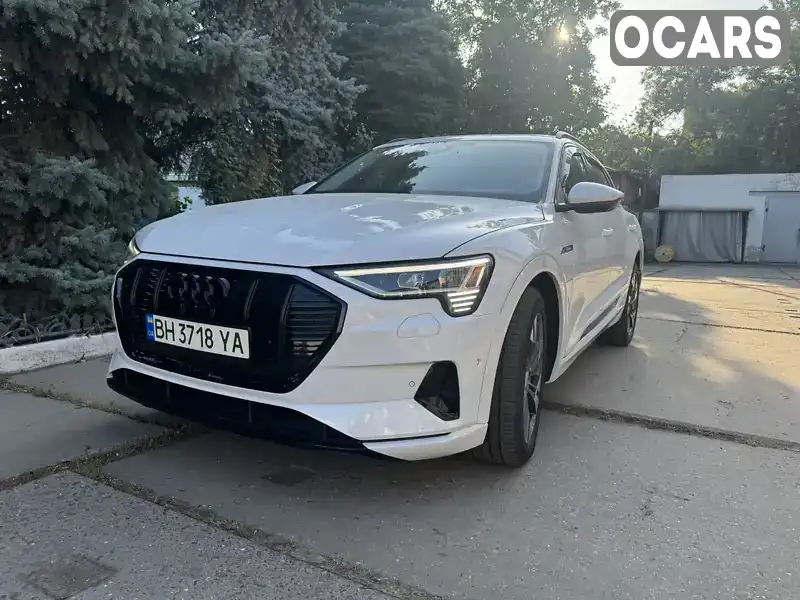 Позашляховик / Кросовер Audi e-tron 2022 null_content л. обл. Одеська, Одеса - Фото 1/21