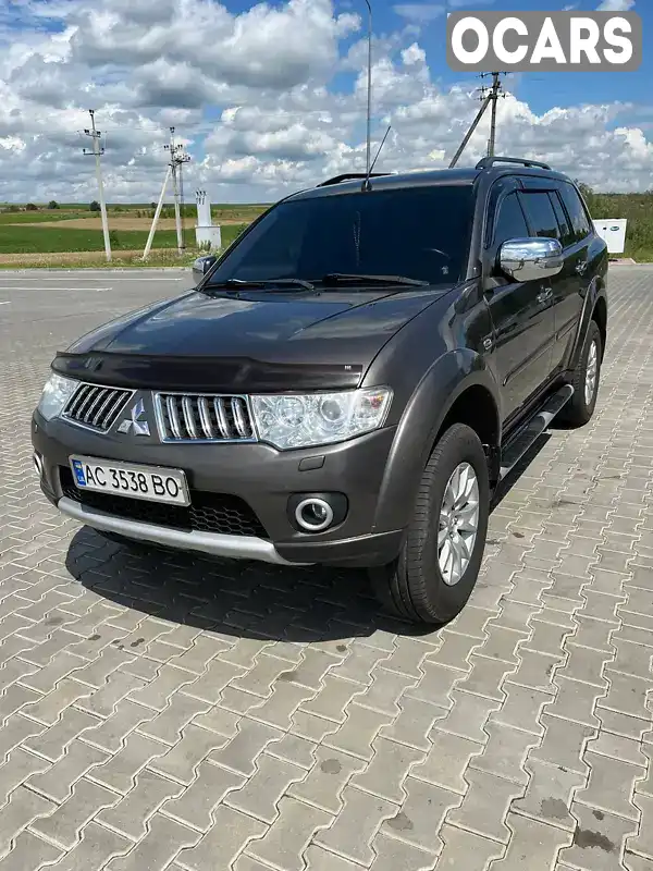 Позашляховик / Кросовер Mitsubishi Pajero Sport 2013 2.5 л. Ручна / Механіка обл. Волинська, Горохів - Фото 1/14