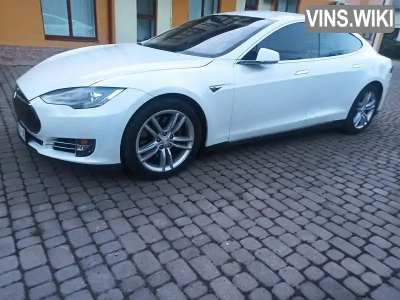 Лифтбек Tesla Model S 2015 null_content л. Автомат обл. Закарпатская, Ужгород - Фото 1/21