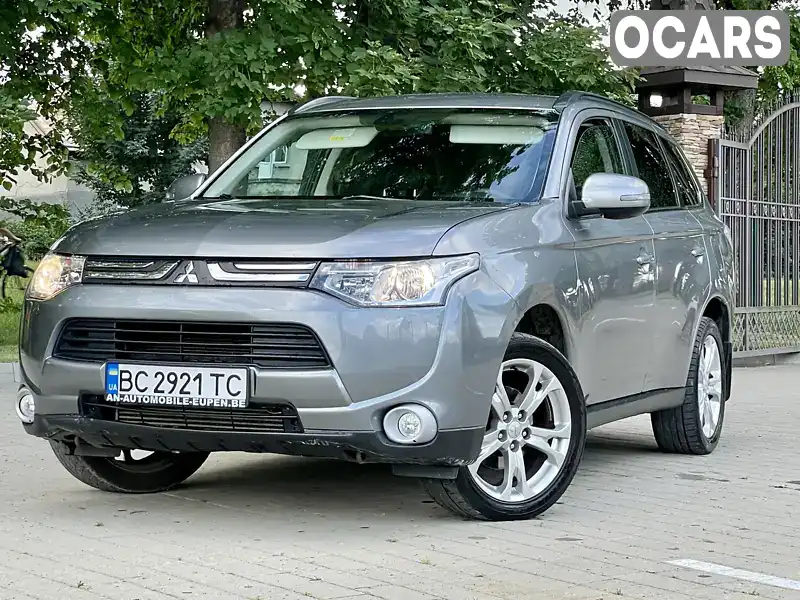 JMBXJGF6WDZ401842 Mitsubishi Outlander 2012 Внедорожник / Кроссовер 2.27 л. Фото 2