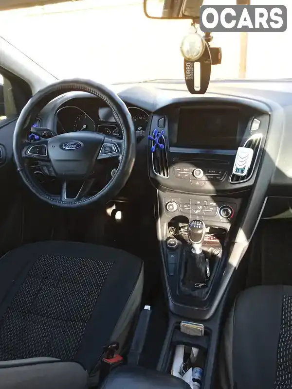 Універсал Ford Focus 2015 1.5 л. Ручна / Механіка обл. Чернівецька, Глибока - Фото 1/3