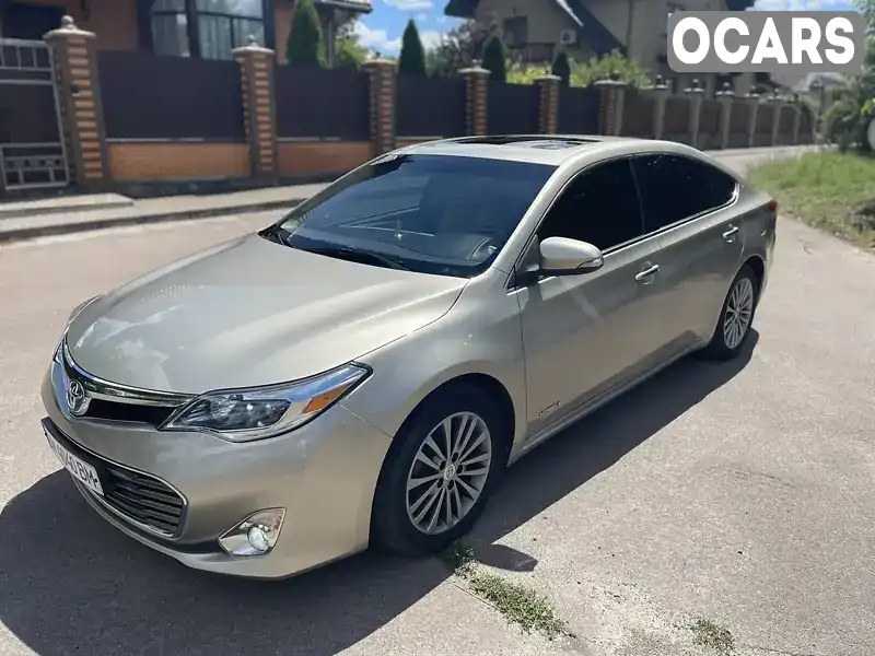 Седан Toyota Avalon 2015 2.5 л. Автомат обл. Сумская, Шостка - Фото 1/20