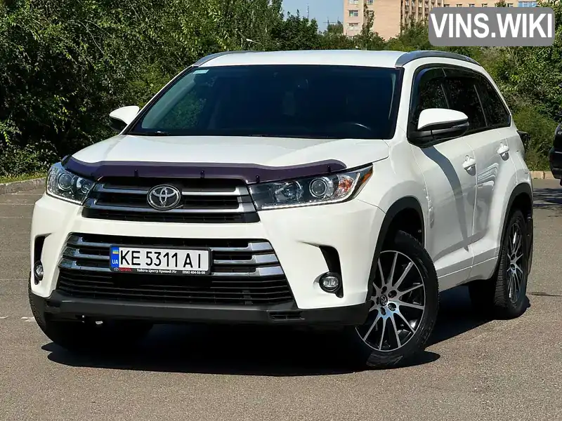 Позашляховик / Кросовер Toyota Highlander 2018 3.46 л. Автомат обл. Дніпропетровська, Кривий Ріг - Фото 1/21