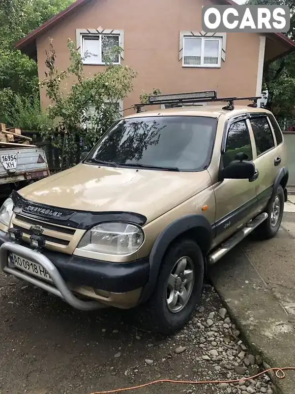 Внедорожник / Кроссовер Chevrolet Niva 2005 1.7 л. Ручная / Механика обл. Закарпатская, Ужгород - Фото 1/9