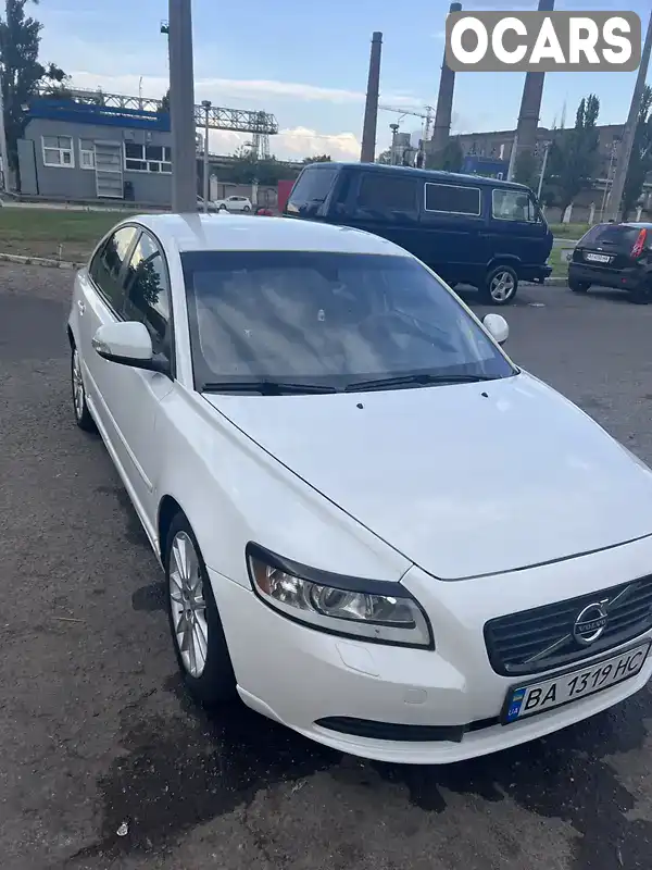 Седан Volvo S40 2011 2 л. Автомат обл. Київська, Київ - Фото 1/13