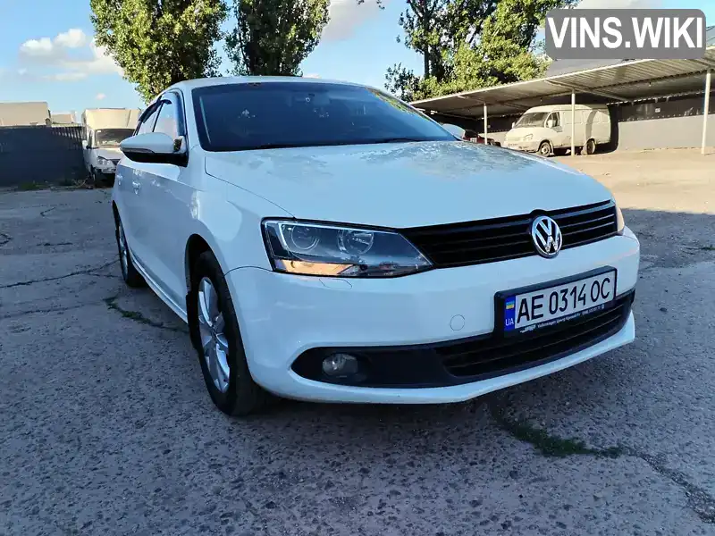 Седан Volkswagen Jetta 2012 1.97 л. Автомат обл. Дніпропетровська, Кривий Ріг - Фото 1/16