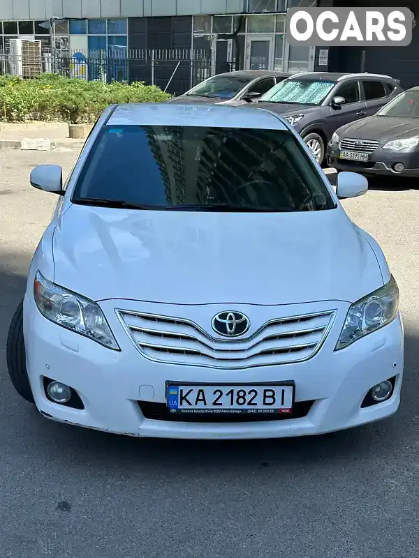 Седан Toyota Camry 2011 2.4 л. Автомат обл. Київська, location.city.sviatopetrivske - Фото 1/14