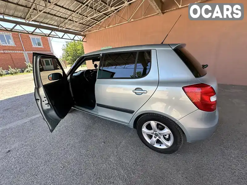 TMBEN25J6B3149986 Skoda Fabia 2011 Хэтчбек 1.2 л. Фото 2