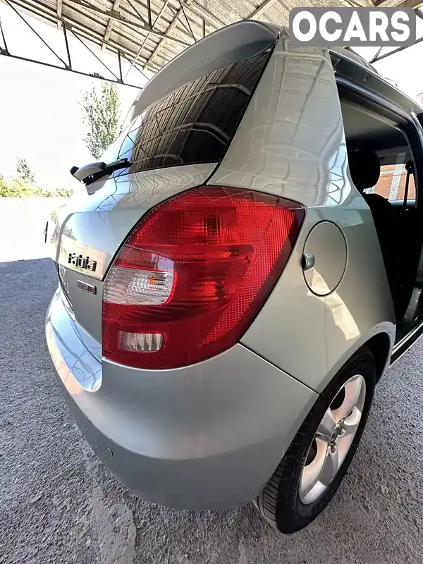 TMBEN25J6B3149986 Skoda Fabia 2011 Хэтчбек 1.2 л. Фото 4