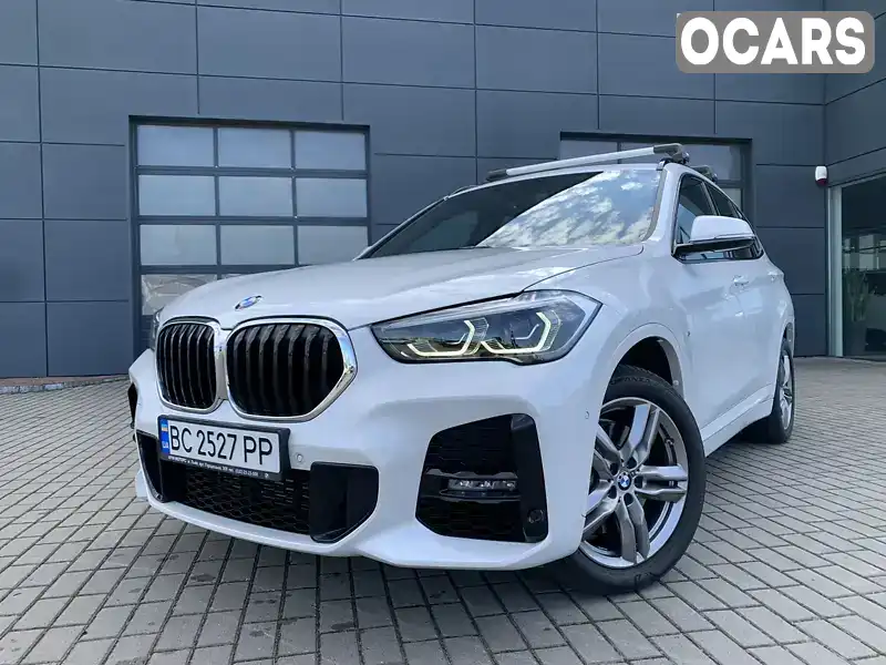 Позашляховик / Кросовер BMW X1 2022 2 л. Автомат обл. Львівська, Львів - Фото 1/21