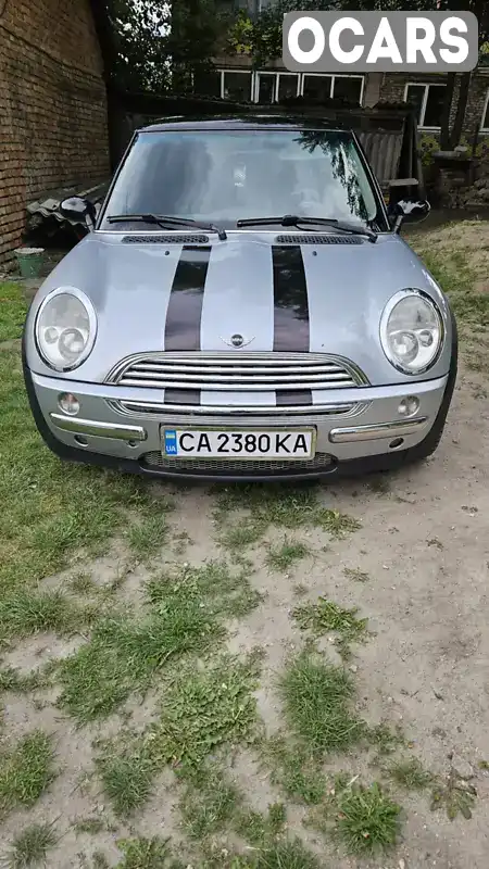 Хетчбек MINI Hatch 2002 1.6 л. Ручна / Механіка обл. Черкаська, Чорнобай - Фото 1/17