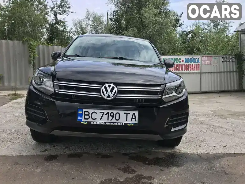 Внедорожник / Кроссовер Volkswagen Tiguan 2017 2 л. Автомат обл. Львовская, Дрогобыч - Фото 1/21