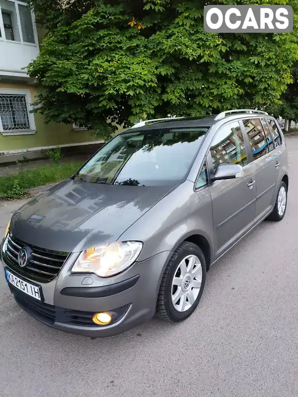 Мінівен Volkswagen Touran 2008 1.97 л. Автомат обл. Житомирська, Коростень - Фото 1/21