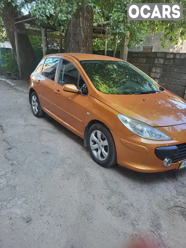 Хэтчбек Peugeot 307 2006 2 л. Ручная / Механика обл. Днепропетровская, Днепр (Днепропетровск) - Фото 1/8