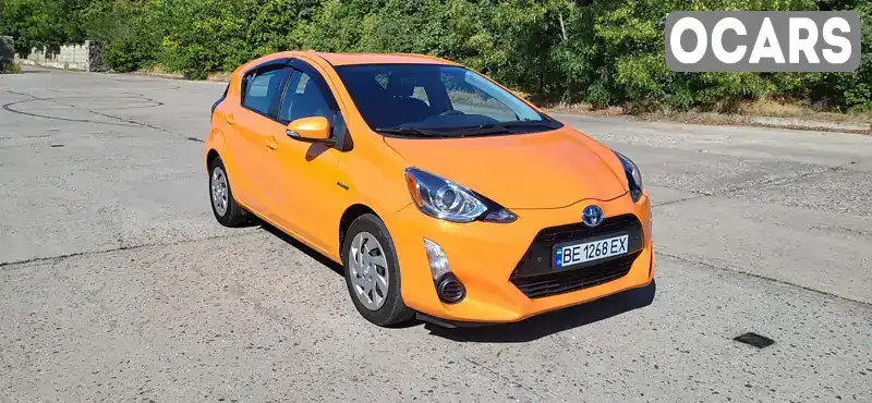 Хетчбек Toyota Prius C 2015 1.5 л. Варіатор обл. Миколаївська, Южноукраїнськ - Фото 1/13