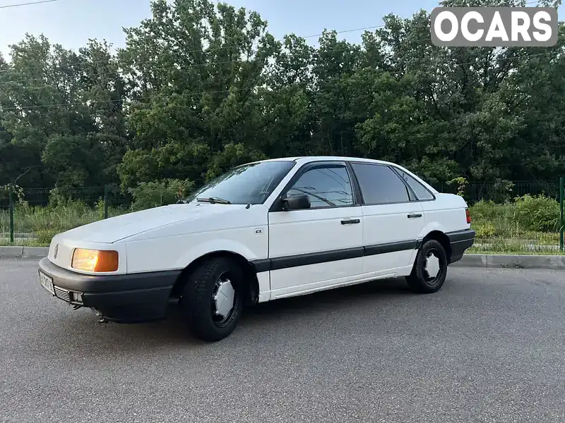 WVWZZZ31ZJE045384 Volkswagen Passat 1988 Седан 1.6 л. Фото 2