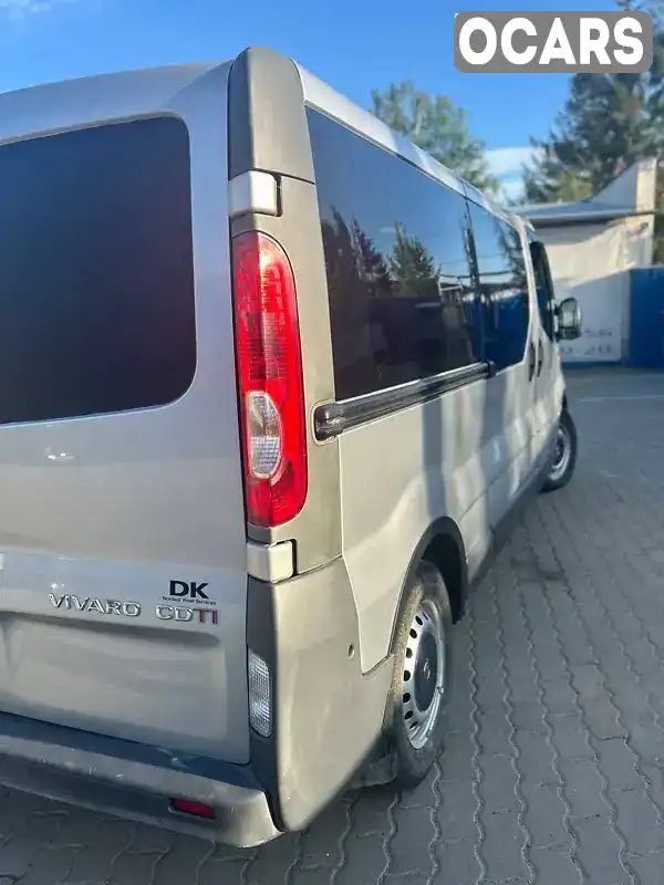 Мінівен Opel Vivaro 2008 2 л. Ручна / Механіка обл. Чернівецька, Глибока - Фото 1/8