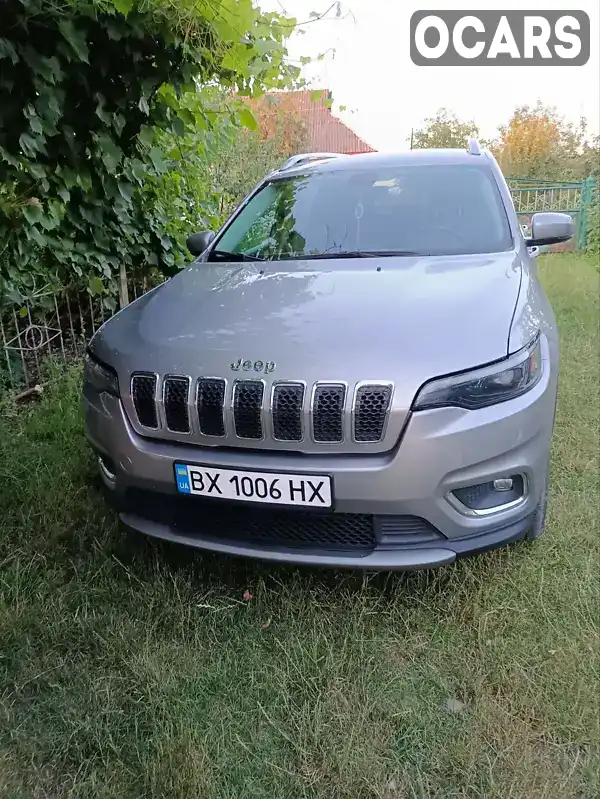 Позашляховик / Кросовер Jeep Cherokee 2019 3.2 л. Автомат обл. Хмельницька, Старокостянтинів - Фото 1/17