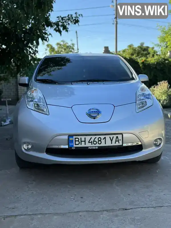 Хетчбек Nissan Leaf 2013 null_content л. обл. Миколаївська, Миколаїв - Фото 1/18