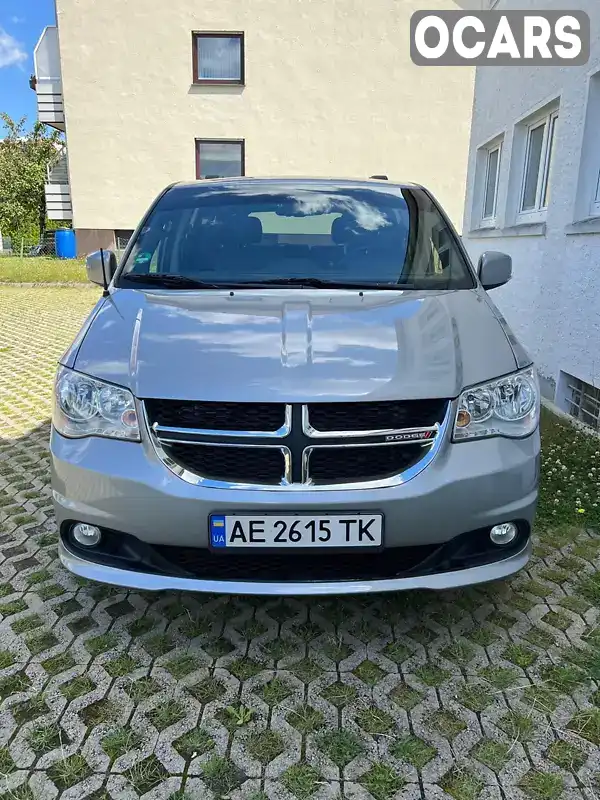 Мінівен Dodge Grand Caravan 2017 3.61 л. Автомат обл. Закарпатська, Ужгород - Фото 1/21