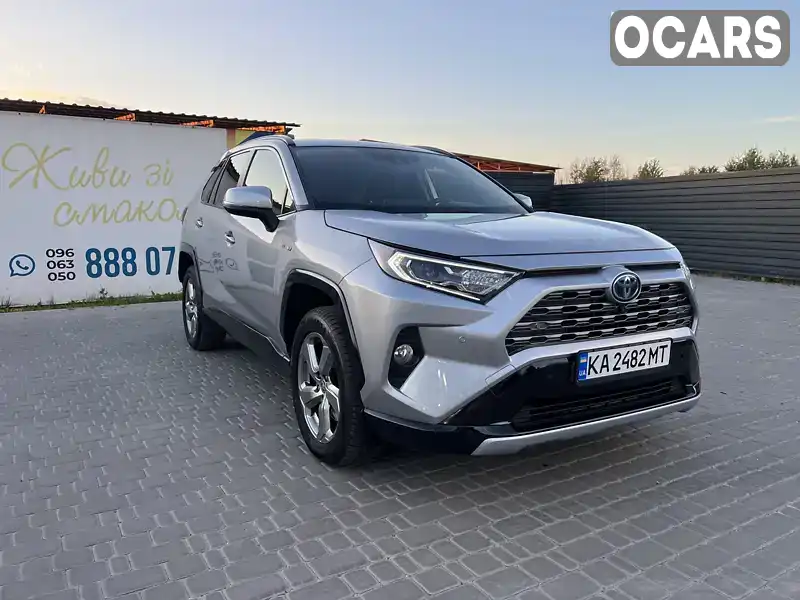 Позашляховик / Кросовер Toyota RAV4 2020 2.49 л. Автомат обл. Київська, Київ - Фото 1/21