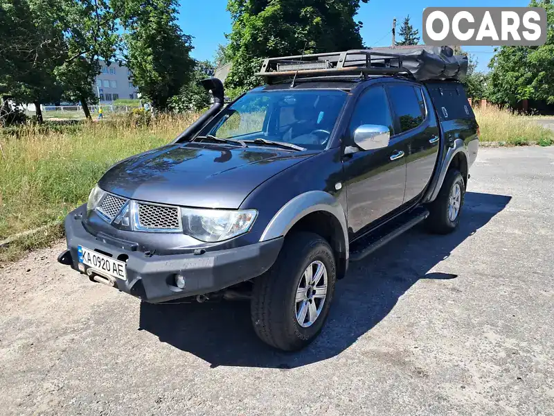 Пикап Mitsubishi L 200 2011 2.48 л. Ручная / Механика обл. Киевская, Боярка - Фото 1/17