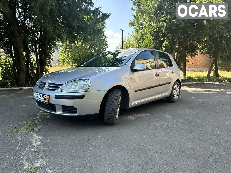 Хетчбек Volkswagen Golf 2005 1.4 л. Ручна / Механіка обл. Кіровоградська, Гайворон - Фото 1/11