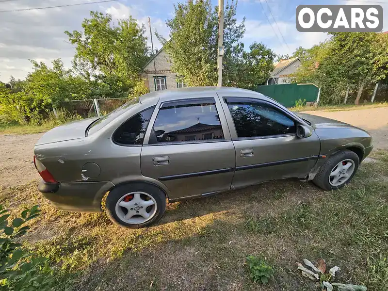 W0L0JBF19W1145187 Opel Vectra 1998 Седан 1.8 л. Фото 4