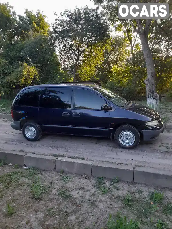 Мінівен Dodge Ram Van 1998 2.5 л. Ручна / Механіка обл. Волинська, Володимир-Волинський - Фото 1/18