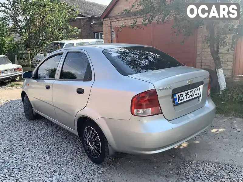 Y6DSF69YE4B257022 Chevrolet Aveo 2004 Седан 1.5 л. Фото 2