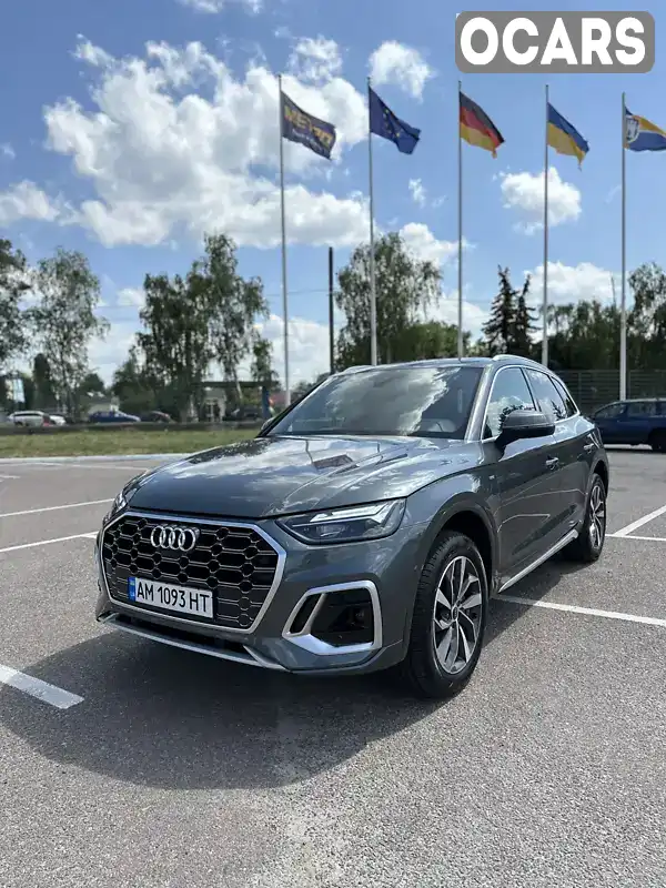 Позашляховик / Кросовер Audi Q5 2023 1.98 л. Автомат обл. Житомирська, Житомир - Фото 1/21