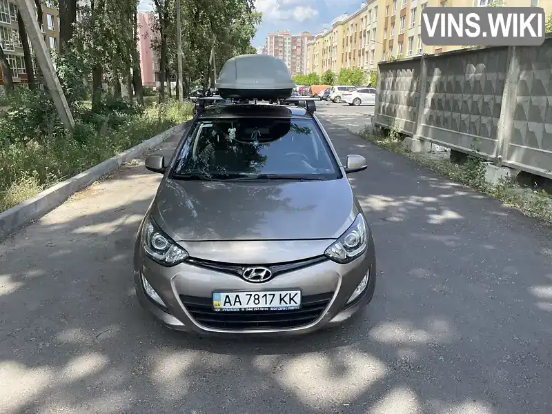 Хэтчбек Hyundai i20 2012 1.4 л. Ручная / Механика обл. Киевская, Софиевская Борщаговка - Фото 1/13