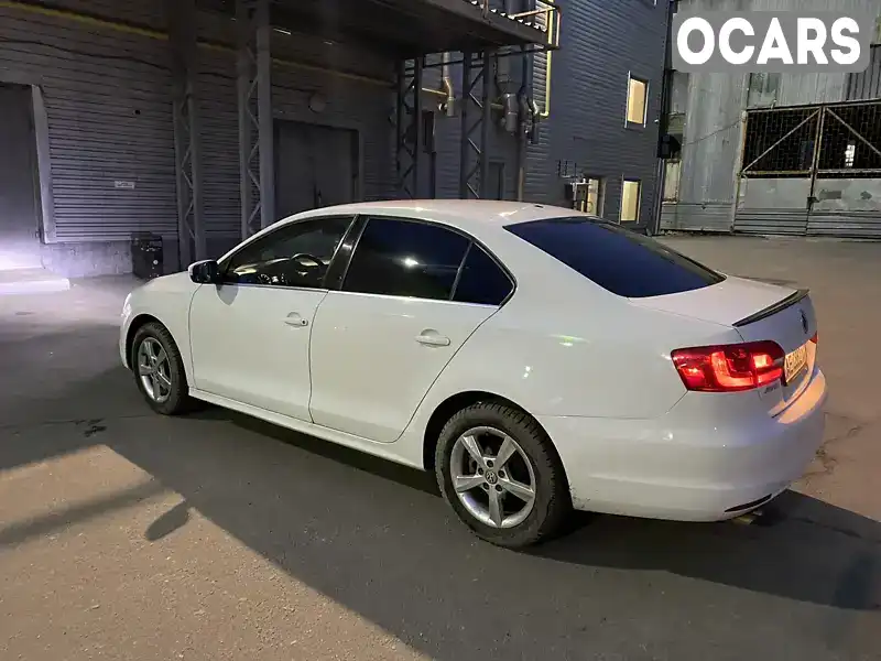 Седан Volkswagen Jetta 2012 2.5 л. Автомат обл. Днепропетровская, Павлоград - Фото 1/10