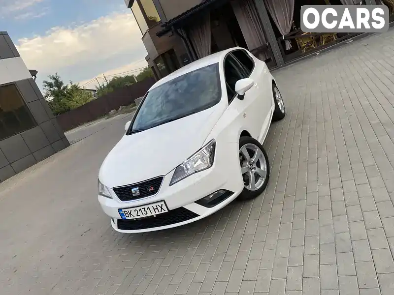 Хетчбек SEAT Ibiza 2015 1.39 л. Ручна / Механіка обл. Рівненська, Рівне - Фото 1/15