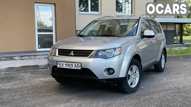 Внедорожник / Кроссовер Mitsubishi Outlander XL 2008 2.4 л. Автомат обл. Киевская, Киев - Фото 1/21